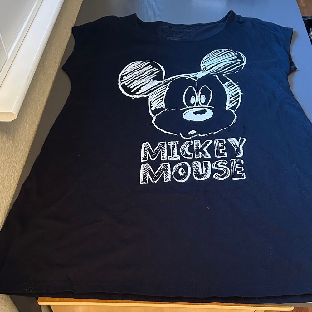 Disney Black Mickey Mouse Women’s sleep Tee